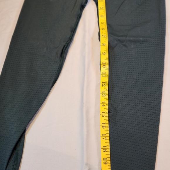 Gymshark Women's Ankle Leggings Dark Green Size L Knit Lightweight Activewear - Picture 3 of 6